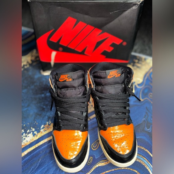 Retro Jordan 1’s - Picture 8 of 8